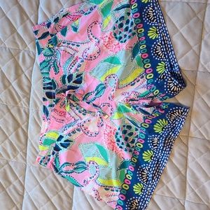 Lilly Pulitzer lightweight shorts. Medium